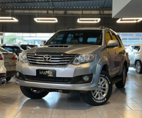 Toyota SW4 SRV 2015 Iinda!