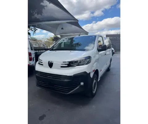 Peugeot Expert 2025 2.2 turbo diesel vitre manual