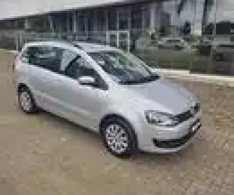 VW SPACEFOX 1.6 TREND ANO 2014 ÚNICO DONO COMPLETA IMPECAVEL