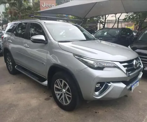 TOYOTA HILUX 2.8 SRX 4X4 CD 16V - 2018/2018