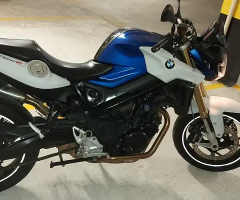 BMW F à venda.