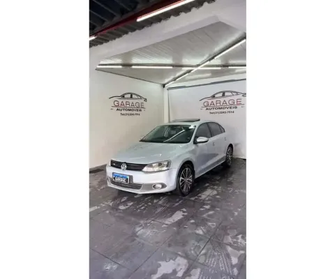 Volkswagen Jetta 2014 2.0 tsi highline 211cv gasolina 4p tiptronic