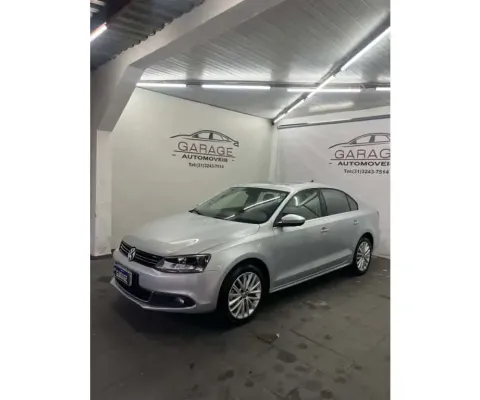Volkswagen Jetta 2012 2.0 tsi highline 200cv gasolina 4p tiptronic