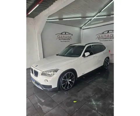 Bmw X1 2013 2.0 18i s-drive 4x2 16v gasolina 4p automático