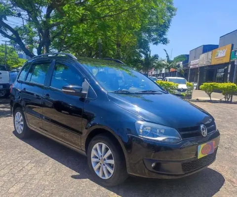 VOLKSWAGEN SPACEFOX GII 2011