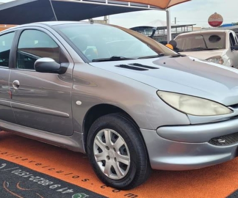 PEUGEOT 206 à venda.