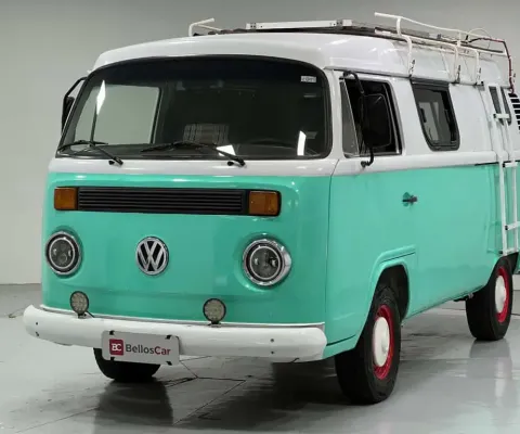 VOLKSWAGEN KOMBI Furgão