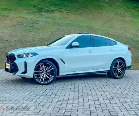BMW X6 xDrive40i M Sport 3.0 - Branca - 2023/2024