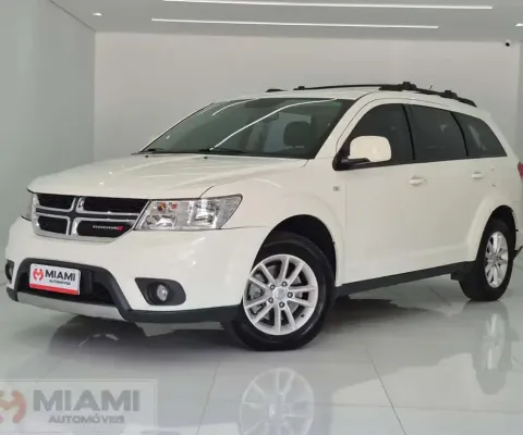Dodge Journey SXT 3.6 V6 com 7 lugares - Branca - 2014/2014