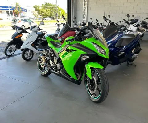 KAWASAKI NINJA 300 2013
