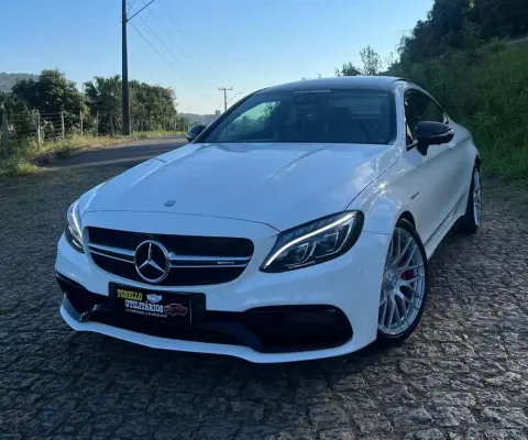 Mercedes-Benz C 63 S Coupe AMG 4.0 V8  Bi-Turbo Aut. - Branca - 2016/2017