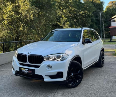 BMW X5 XDRIVE 30d 3.0 Diesel  - Branca - 2018/2018