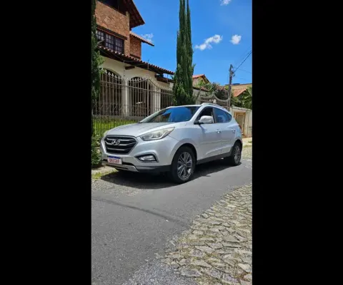 Hyundai ix35 2.0 gl 2wd 16v 4p