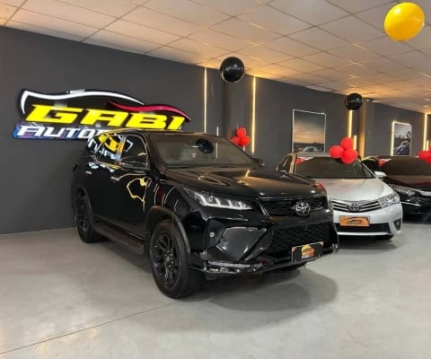 Toyota Hilux sw4 2022 2.8 d-4d turbo diesel diamond 7l 4x4 automático