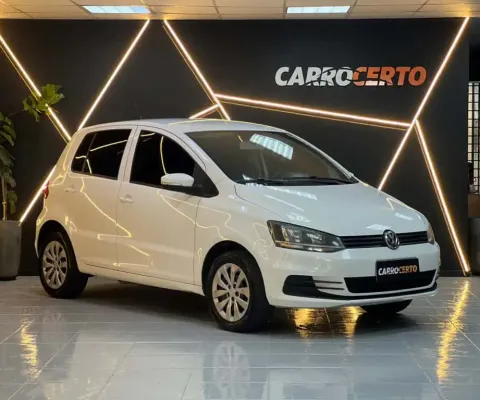 VW - VolksWagen Fox Tr 1.0 2015 Flex ÓTIMO CUSTO BENEFICIO PARA DIA A DIA