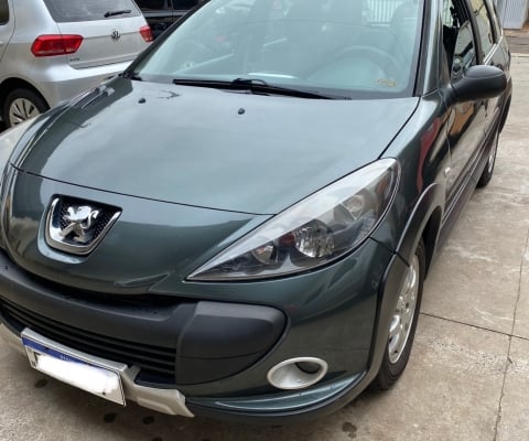 PEUGEOT 207 à venda.