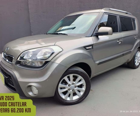 KIA SOUL EX FF MT _4P_ 2013