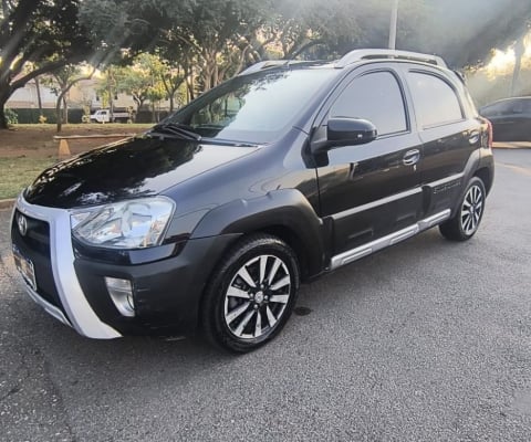 ETIOS CROSS 1.5 2014 COMPLETO VEJA
