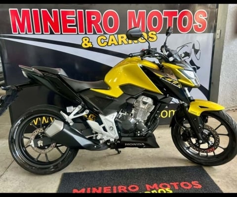 Honda CB 300F TWISTER