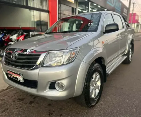 Toyota HILUX 2.7 SR 4X2 CD 16V FLEX 4P AUTOMÁTICO