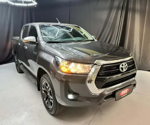 TOYOTA HILUX 2.8 SRV 4X4 CD 16V DIESEL 4P AUT 2024