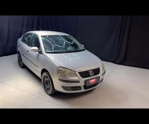Volkswagen polo sedan 1.6 2010