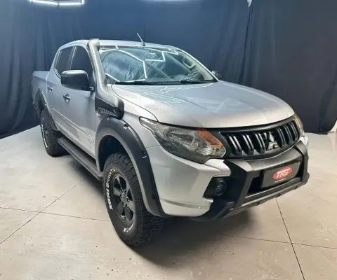 MITSUBISHI TRITON SPO OUTDOOR M 2020
