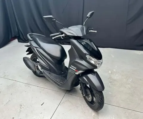 YAMAHA FLUO 125 2025