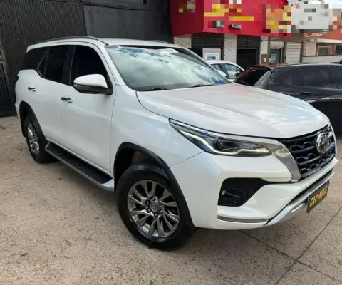 Toyota hilux sw4 srx 7 lugares 4x4 2.8 tdi diesel aut  2020/2021