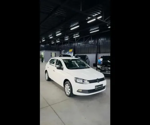 Volkswagen Gol Special 1.0 Total Flex 8V 5p  - Branca - 2015/2015