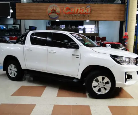 TOYOTA HILUX 2.7 SR 4X2 CD 16V 4P