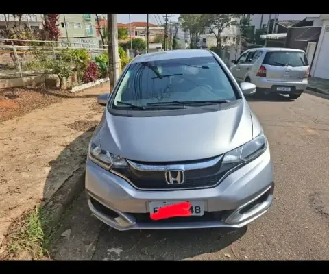 Fit Personal aut  2018 80 mil km R$ 82.900 