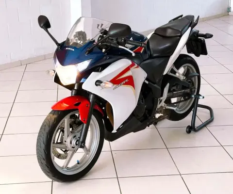 HONDA CBR 250 R 2012