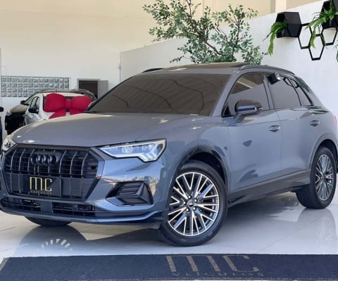 Audi Q3 Black Ed. 1.4 TFSI Flex/Black S-tron.