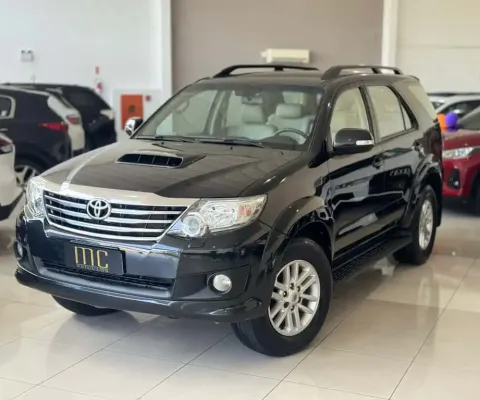 Toyota Hilux SW4 SRV D4-D 4x4 3.0 TDI Dies. Aut