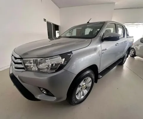 Toyota Hilux CD SRV 4x2 2.7 Flex 16V Aut.