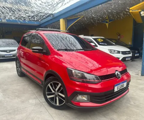 VW FOX PEPPER 1.6 FLEX MANUAL (6 marchas + bancos de couro.))