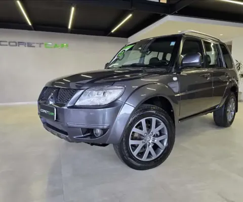 MITSUBISHI PAJERO TR4 2.0 4X2 16V 140cv - 2013/2013