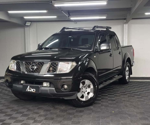 NISSAN FRONTIER LE 4X4 2013