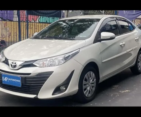 TOYOTA Yaris Sedan 1.5 16V 4P FLEX XLS MULTIDRIVE AUTOMÁTICO CVT