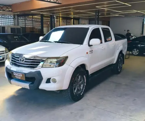 TOYOTA HILUX CD4X2 SR 2013
