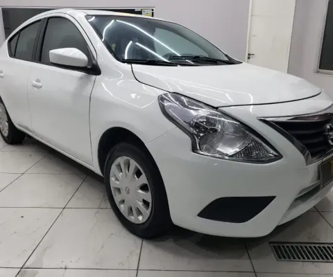 VERSA V-DRIVE MT 1.6
