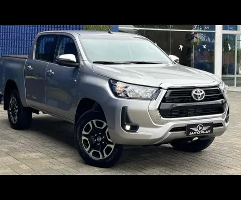 Toyota Hilux CD SRV 4x4 2.8 TDI Diesel Aut.  - Prata - 2022/2022