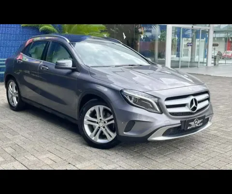 Mercedes-Benz GLC 250 GLA 250 Vision 2.0 TB 16V 211cv Aut.  - Cinza - 2015/2015