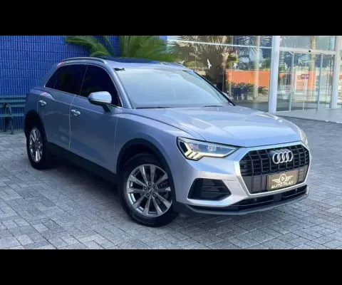 Audi Q3 P. Plus 1.4 TFSI Flex/P.Plus S-tronic  - Prata - 2020/2020