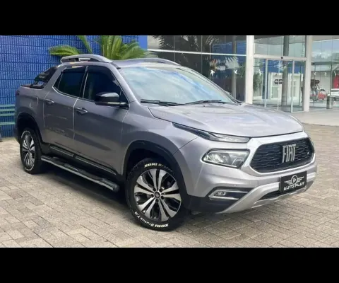 Fiat Toro Volcano 2.0 16V 4x4 TB Diesel Aut.  - Prata - 2023/2024