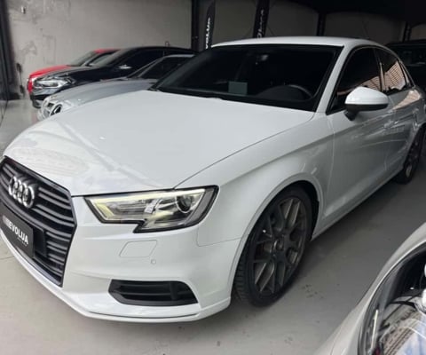 AUDI A3 1.4 TFSI Sedan Prestige - 2019/2019