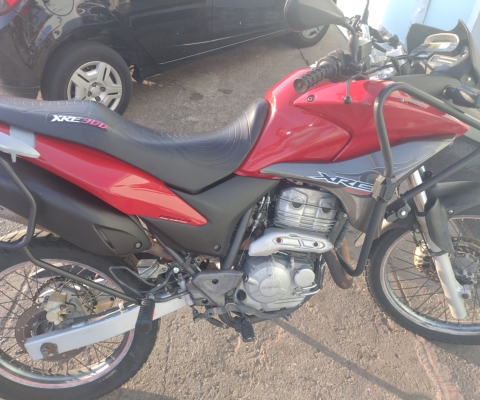 HONDA XRE à venda.