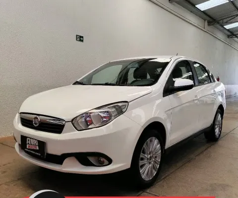 Grand Siena Essence 1.6 Flex Completo 2015