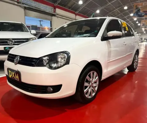 VOLKSWAGEN POLO SEDAN 1.6 2013